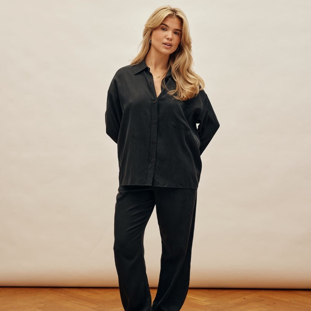Djerf Avenue Ash On The Go Pant
